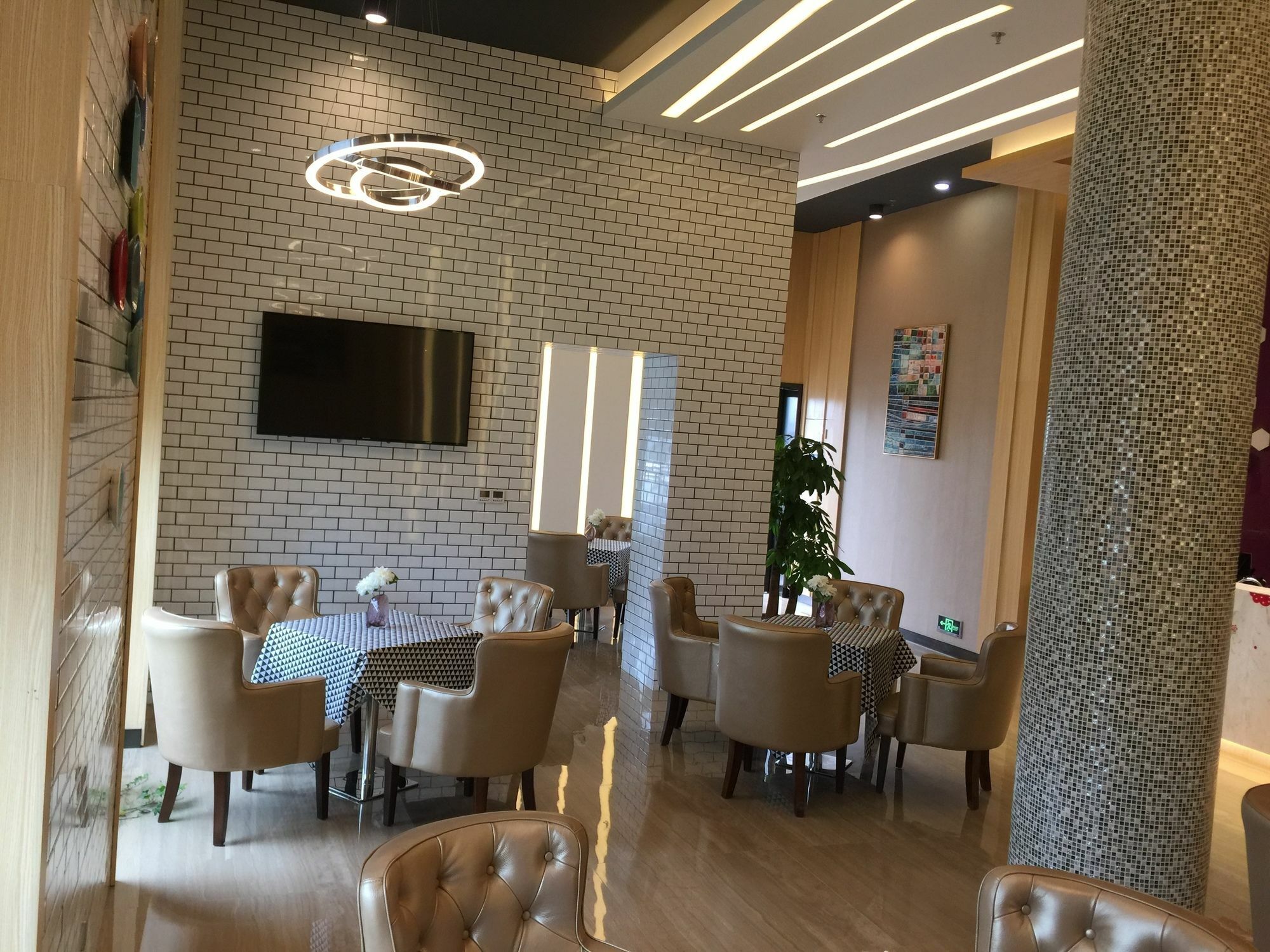 Ibis Styles Changsha Intl Exhibition Ctr Huangxing Buitenkant foto